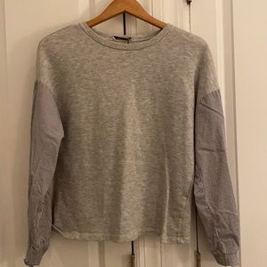Zara Grey Sweatshirt w striped long sleeves